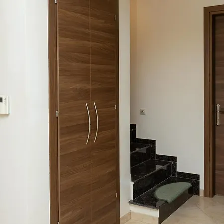 Zeusplace Anamesa Pool Villa *