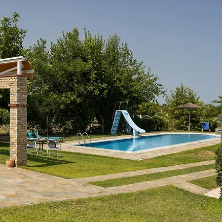 Zeusplace Anamesa Pool Villa Litóhoro